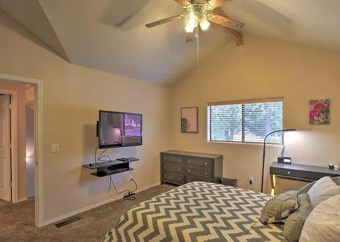Forest-view Retreat In Payson, Close To Hiking! Payson