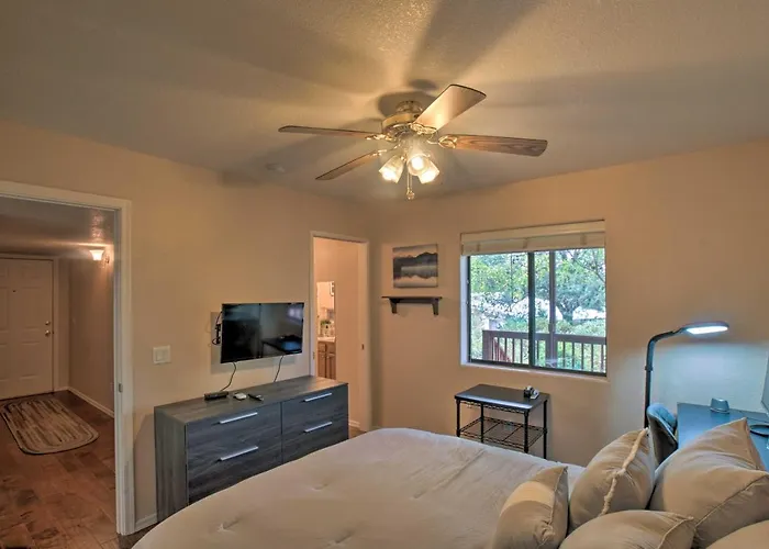 Forest-view Retreat In Payson, Close To Hiking! *