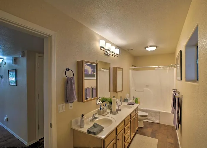 Forest-view Retreat In Payson, Close To Hiking! Сasa de vacaciones